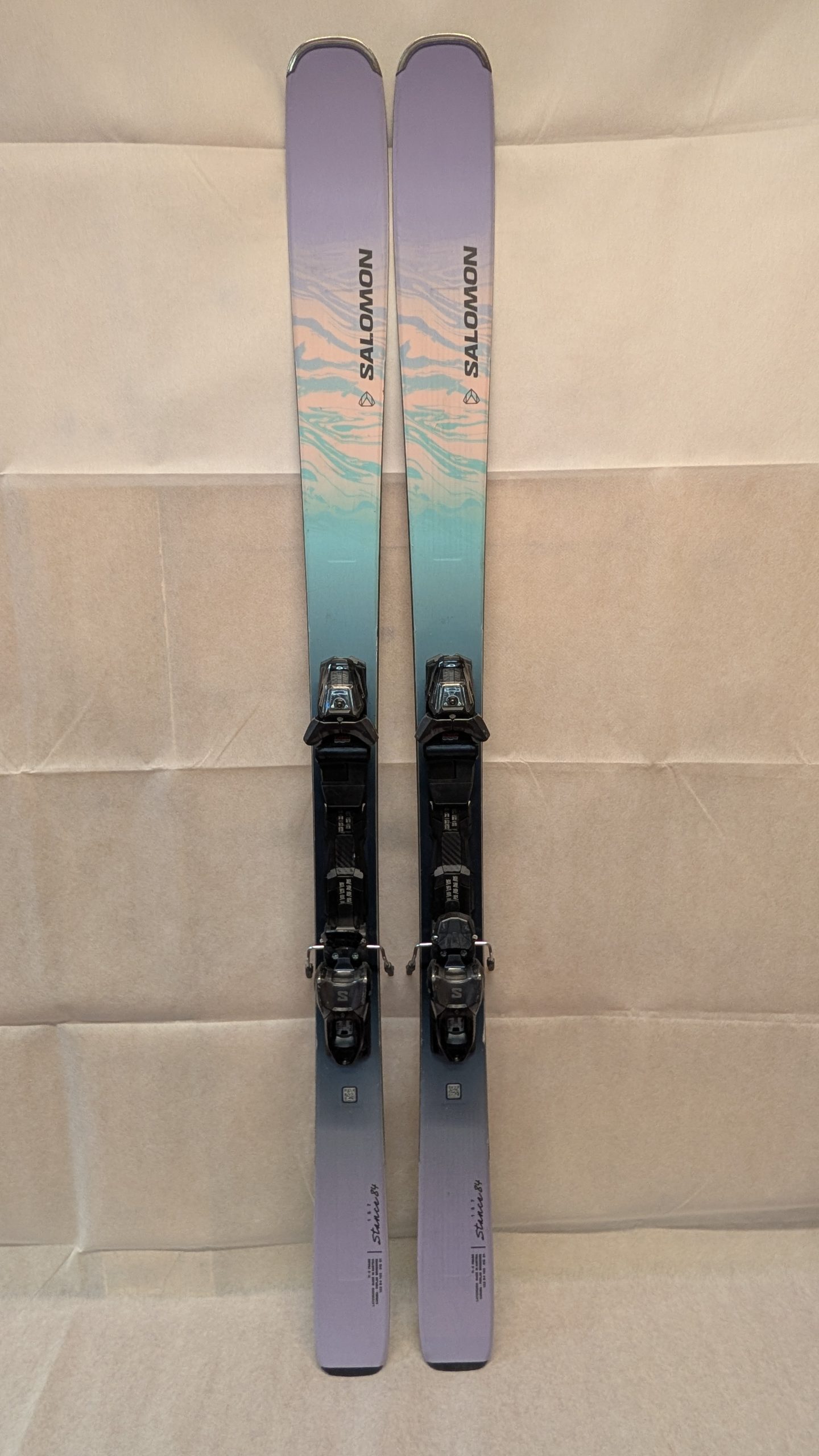 E STANCE W 84 - 151 cm